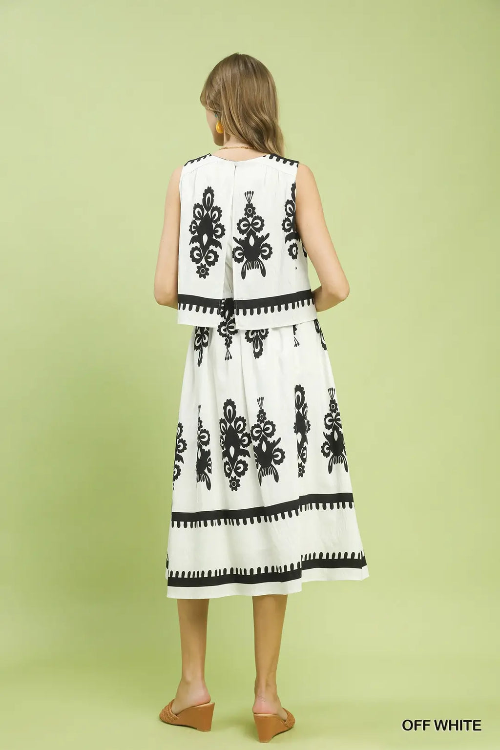 Sleeveless Tiered Midi Dress