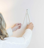 White Swirl Plate Stand